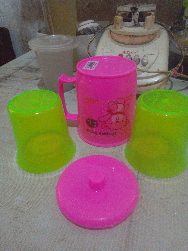 Gelas / Cangkir Plastik Manggis