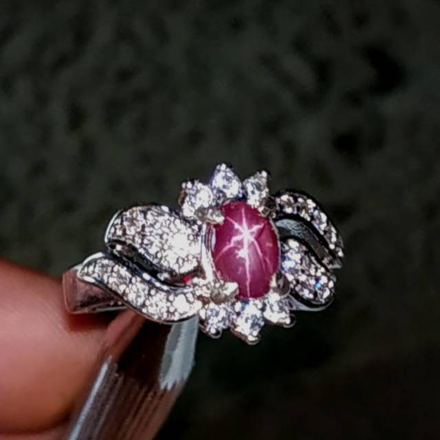 CINCIN PEREMPUAN BATU NATURAL STAR RUBY /KADO ULTAH BUAT ISTRI