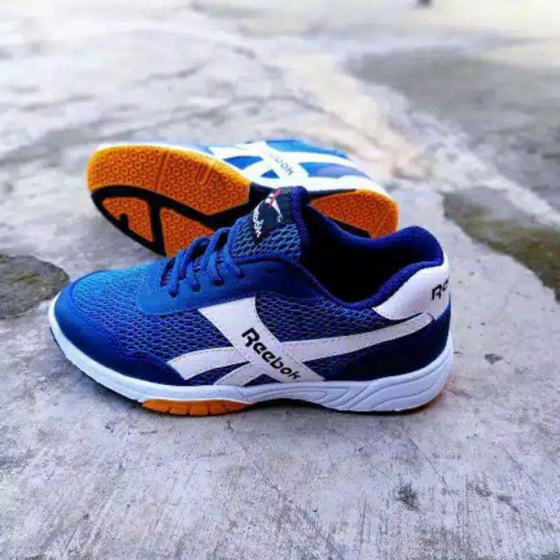 SEPATU REEBOK BADMINTON/ SEPATU REEBOK PRIA LARI/SEPATU SNEKERS/SEPATU MURAH