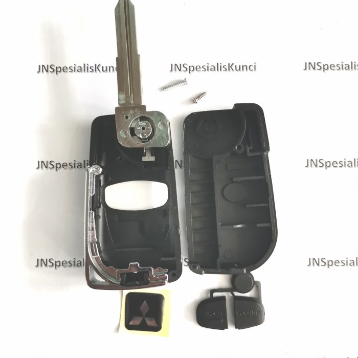 CASING KUNCI LIPAT MITSUBISHI PAJERO SPORT,TRITON