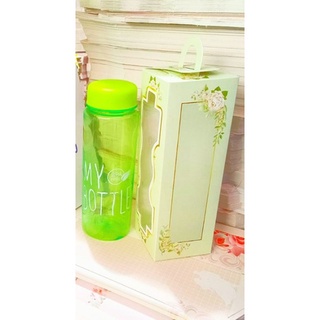 

Box souvenir 7x7x21 Ivory Hijau PCNG/mint new