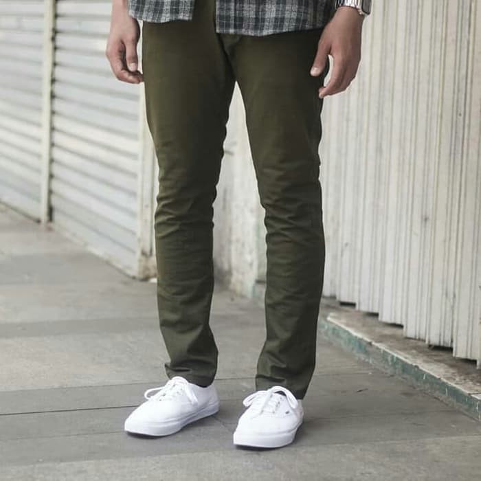 G00D QUALLITY Celana jeans pria ripped sobek robek lutut model J9Z6 Celana Chino Pria Hijau Army Ker