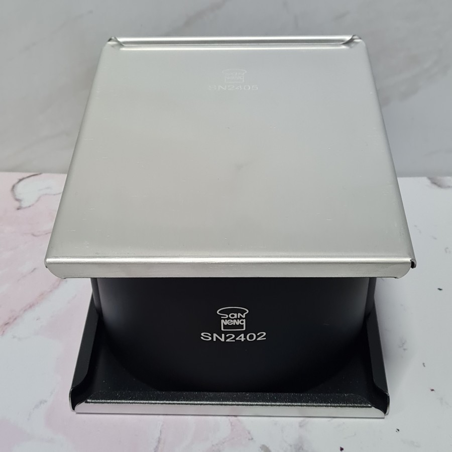 Sanneng Rabbit toast box mould / loyang roti tawar