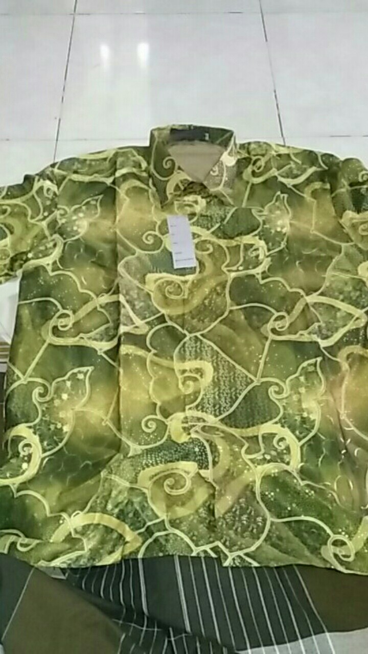 Kemeja Batik Licin Pria Hijau Lime Hijau Botol Merah Marun Coklat Gold Emas Lapis Furing Regular Fit