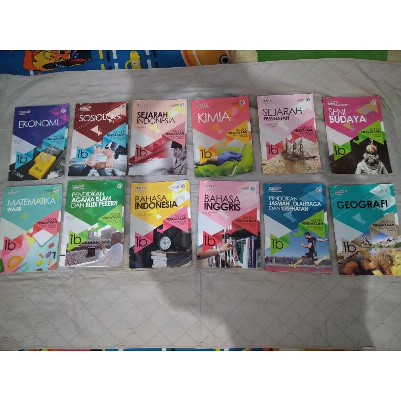 Buku LKS Tuntas SMA Kelas 10 Ips versi 1b 12 mata pelajaran buku LKS
