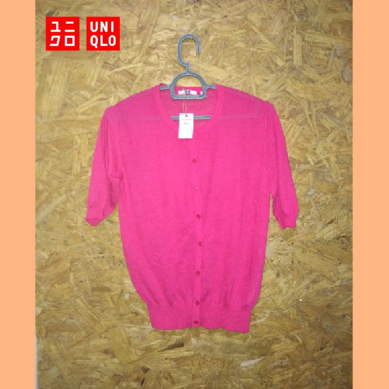 Uniqlo cardigan lengan pendek pink fanta