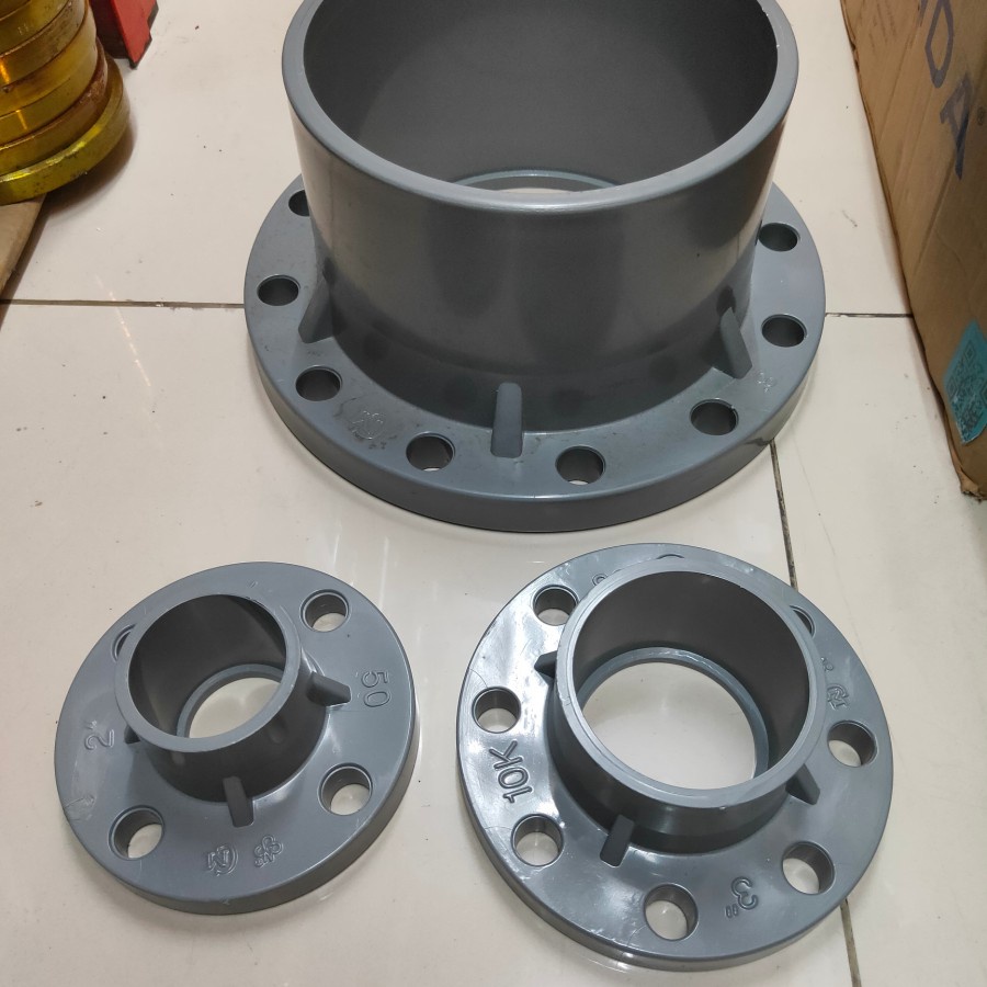 Flange Pvc 1 1/2" Merk Cm