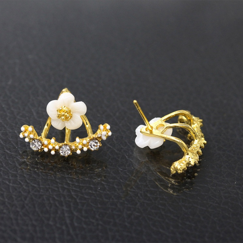 Anting Stud Desain Bunga Daisy Gaya Korea Untuk Wanita