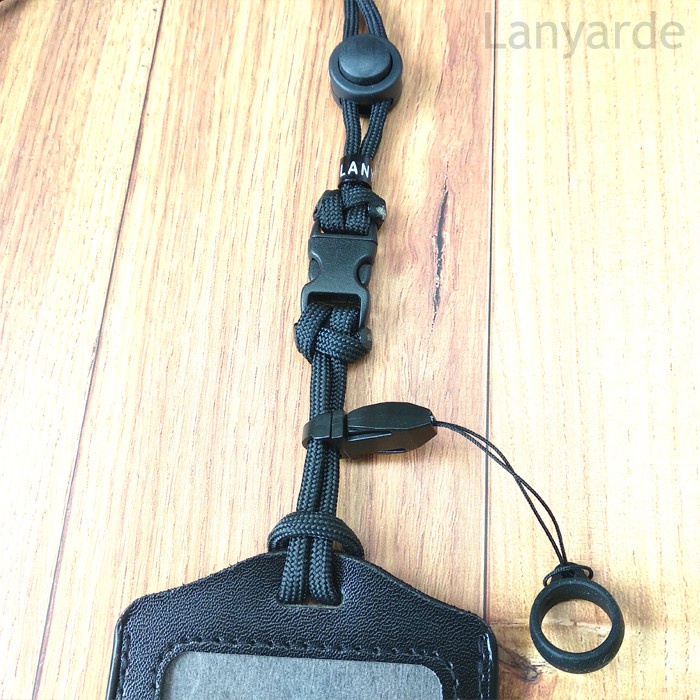 

Produk (4256) Lanyard Mini Buckle Name Tag Id Card Holder Tali Leher Kartu Gilaa!!!