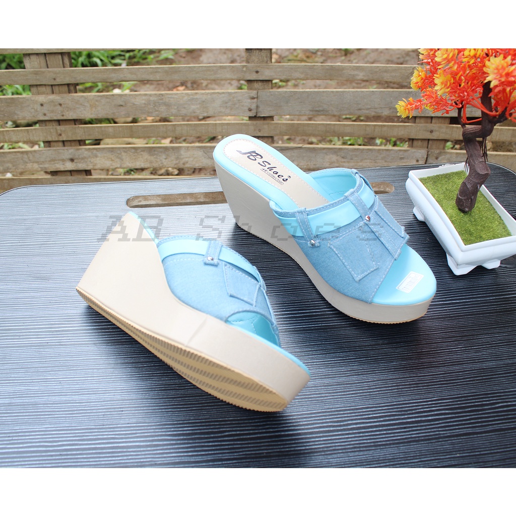 Sandal Wedges Wanita Slop / Selop Sendal Casual Murah  DE 09