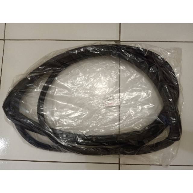 Karet pintu depan kijang grand