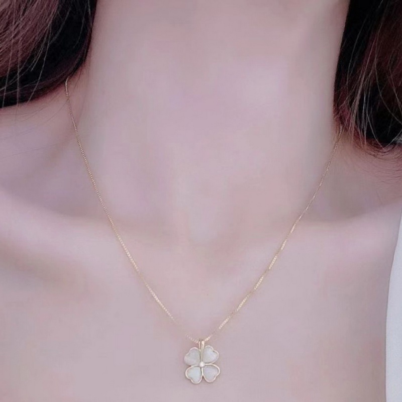 Kalung Rantai Dengan Liontin Daun Clover Hias Batu Zircon Untuk Wanita