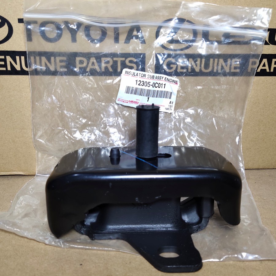 Engine Mounting Kanan Innova Fortuner Hilux