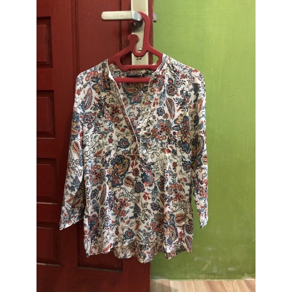 preloved zara basic original blouse size xs