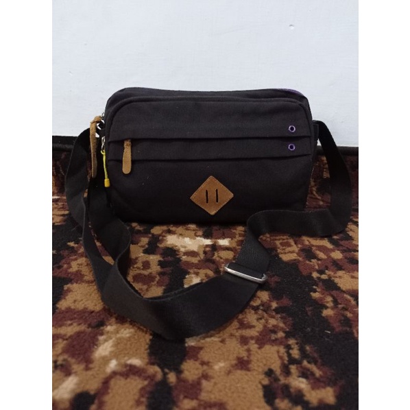 Selempang/Sling bag Lecaf Preloved Monza