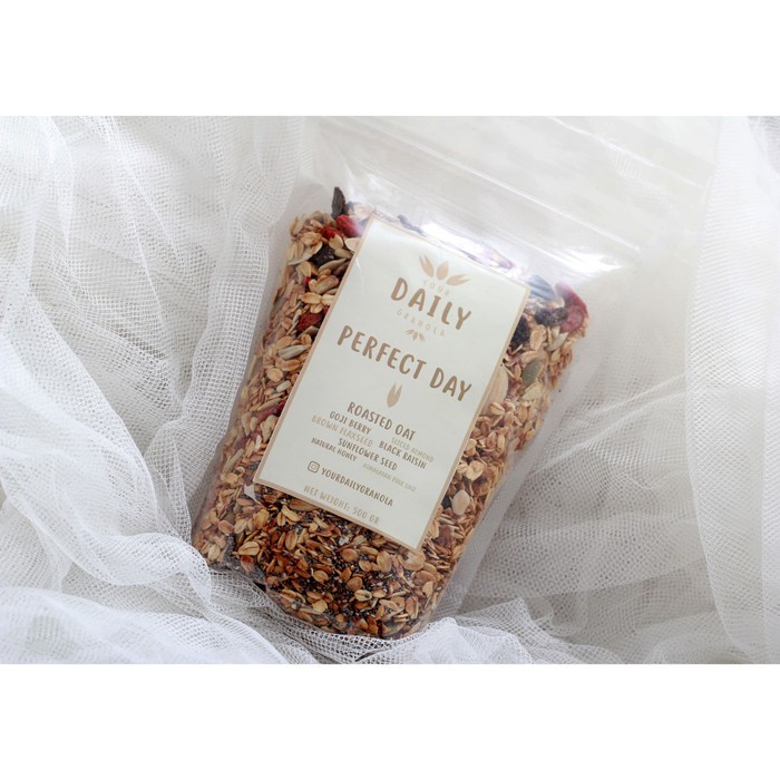 Granola 500 gr Crispy Roasted (Mix Goji Berry &amp; Kismis &amp; Seed) By Your Daily Granola - Cereal Oat