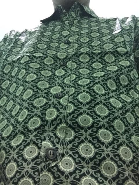 Batik Solo Cahyaningrat Lengan Pendek