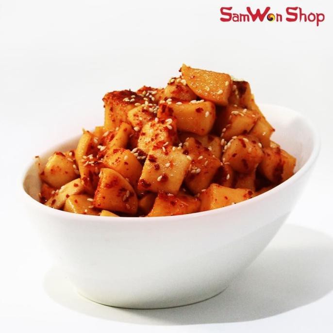 

KIMCHI LOBAK FRESH 250GR SAMWON Makanan Korea