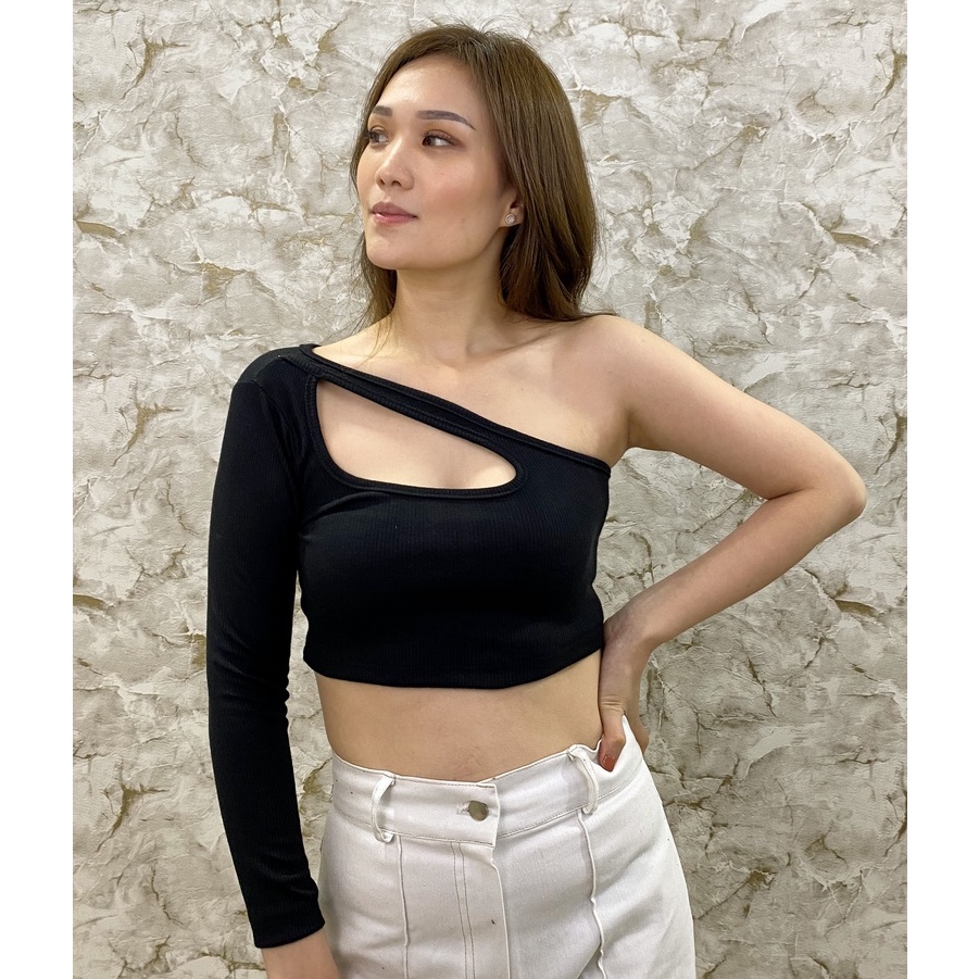 MODAVIE - MAREN CROP TOP One Longsleeve Crop Tee Baju Atasan Satu Lengan Panjang Tarzan