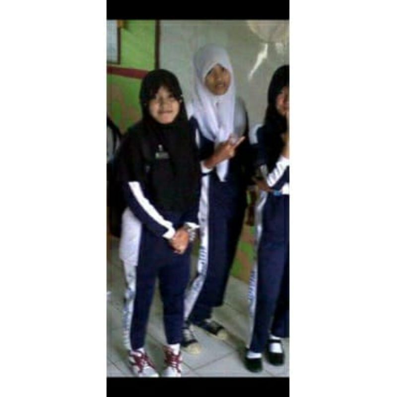 setelan kaos olahraga / setelan baju olahraga / setelan senam  SMP SMA SMK