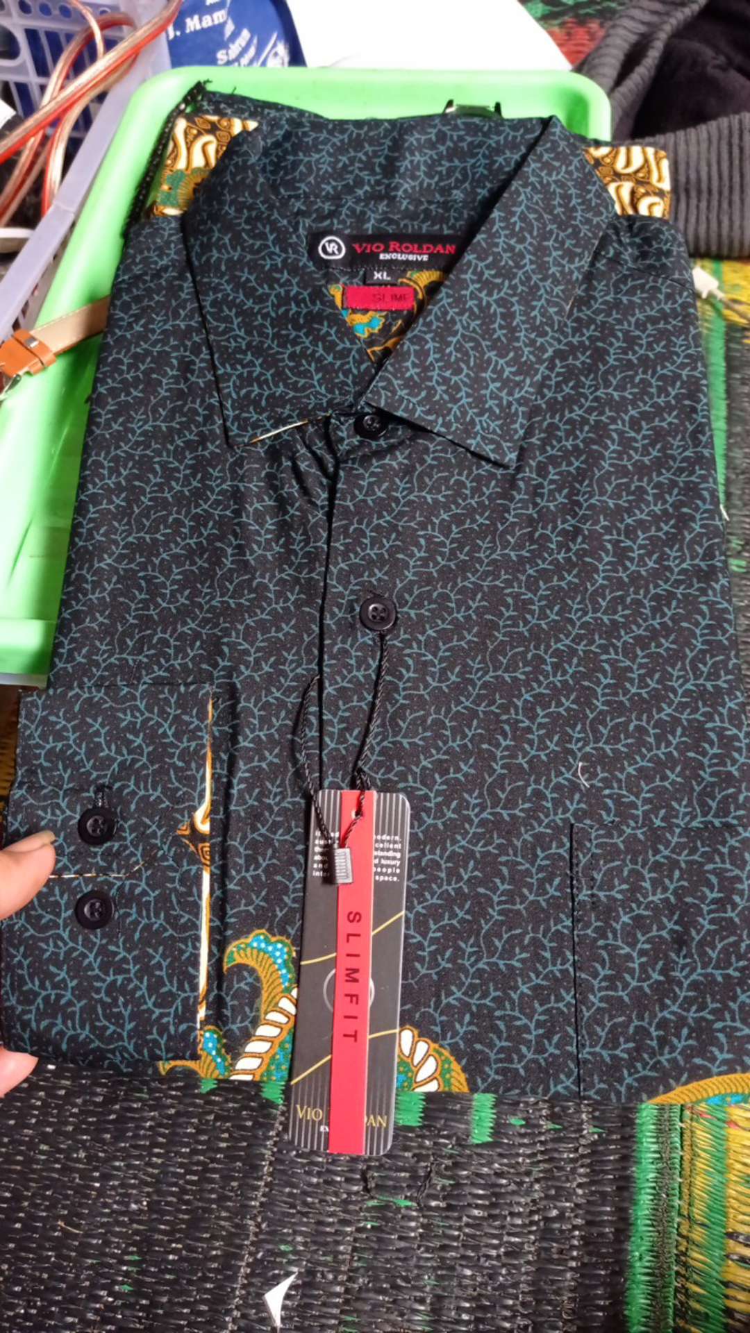 Hem Kemeja Batik Pria Slim Fit Modern Mewah Kualitas Premium