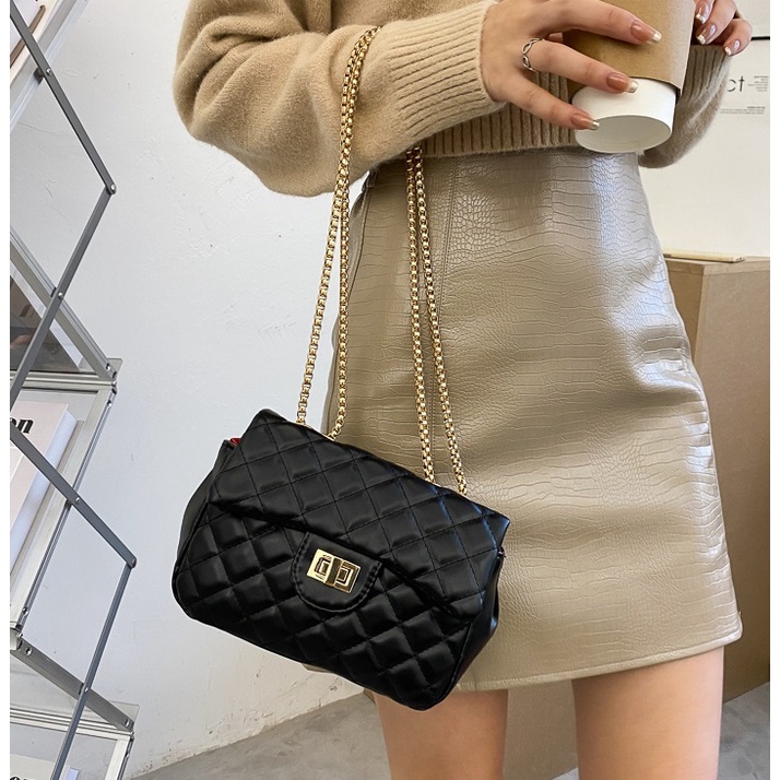 BJ81815 - BLACK/BROWN/RED/WHITE - TAS SLEMPANG KECIL ELEGAN TALI RANTAI IMPORT TAS WANITA FASHION IMPORT MODIS ELEGAN TERMURAH TERLARIS TERBARU BAGSTORE JAKARTA TAS BATAM GT1815