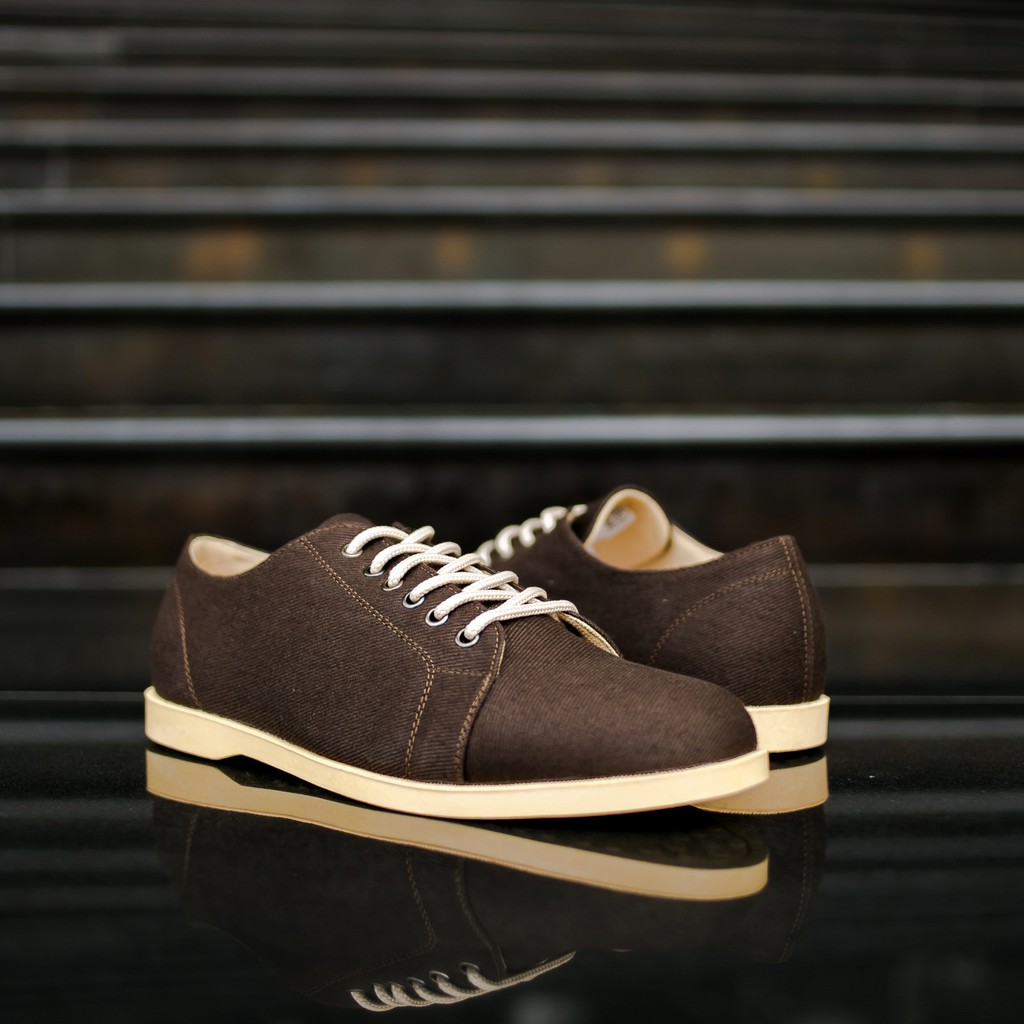 ELVRA Footwear - Sepatu Pria Sepatu Sneakers Sepatu Kasual Casual Sepatu Kanvas Canvas - Costa Brown Cream