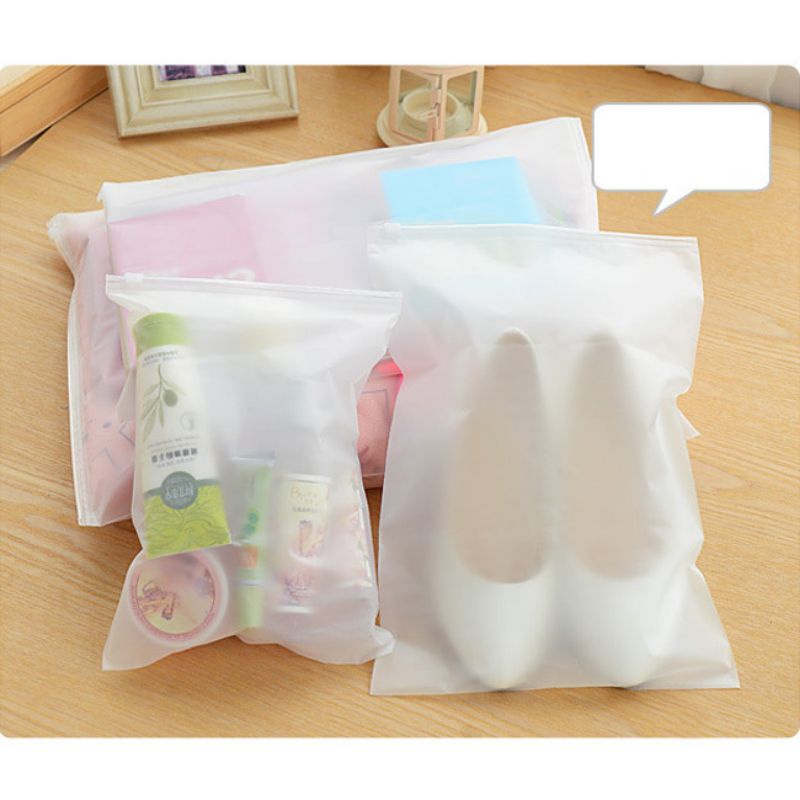 Etya Kantong Travel Serbaguna Waterproof 1 PCS - 25x35 Cm