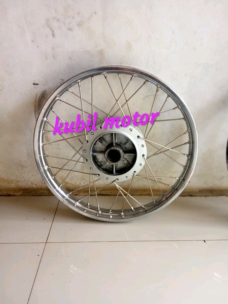 velg belakang Jupiter z