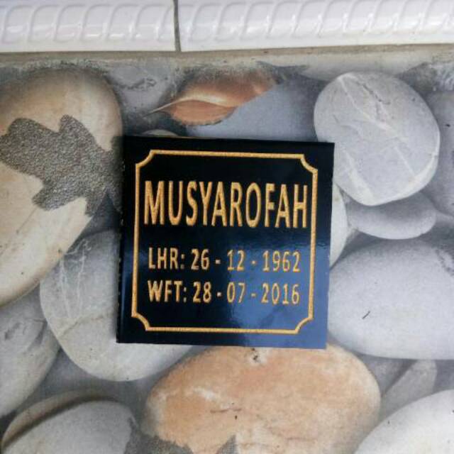 BATU NISAN NISAN MAKAM MODERN MINIMALIS TERMURAH UKURAN 10X10Cm