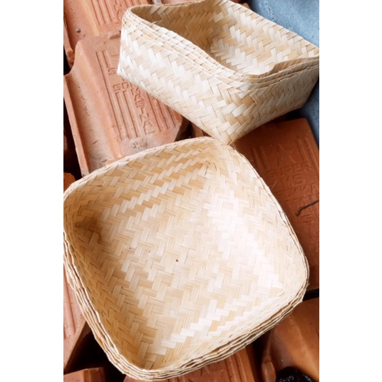 Besek Bambu ukuran 25 x 25 cm sepasang