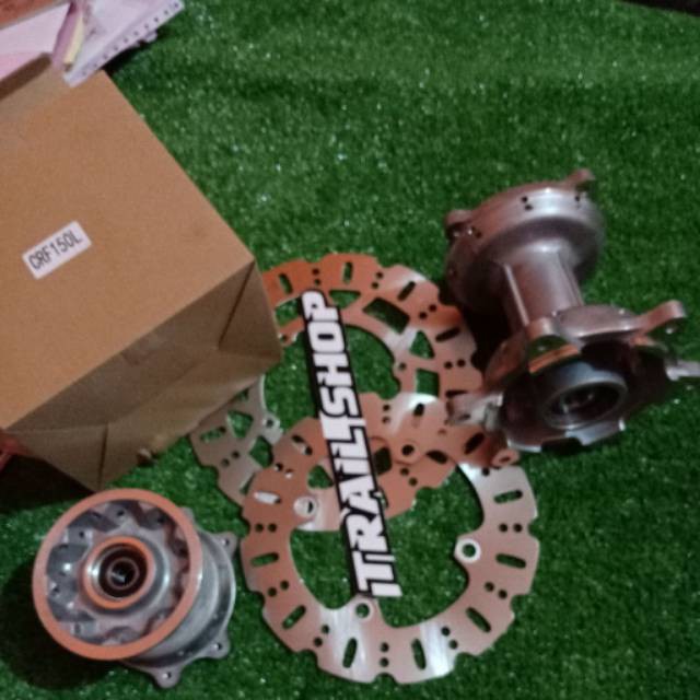 TROMOL CRF 150 L PLUS PIRINGAN CAKRAM MODEL CRF 250 RALLY