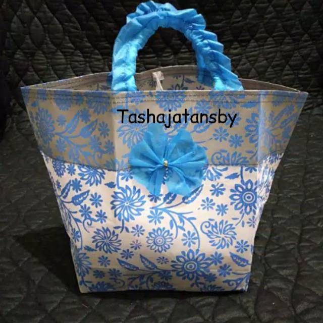 

TAS HAJATAN KIBIR BIRU 22