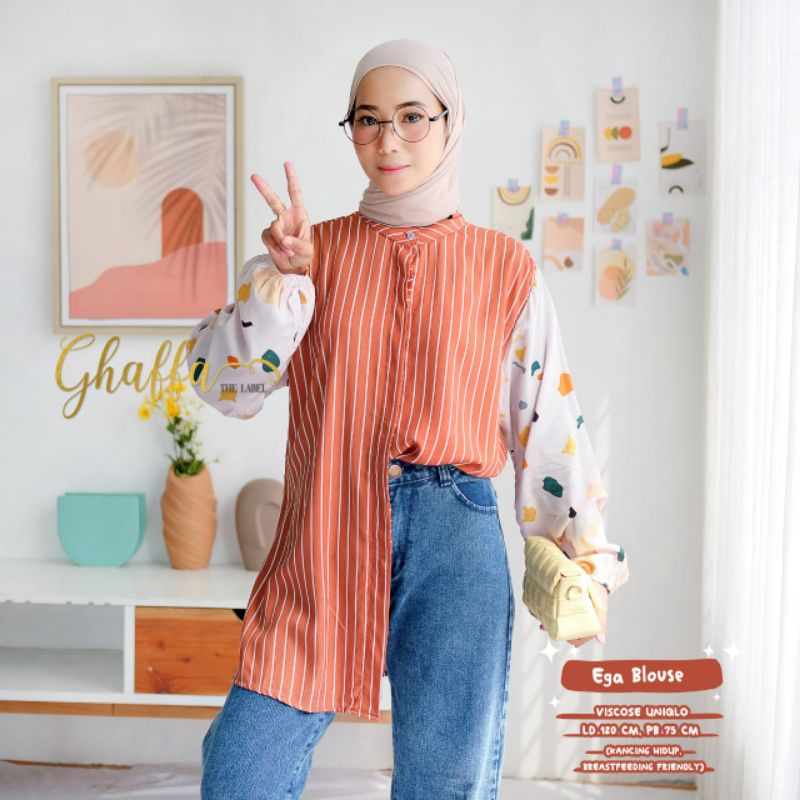 Blouse motif salur Ega Blouse by ghaffa the label