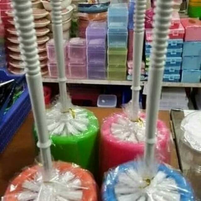 Sikat wc nagata bulat besar + tempat