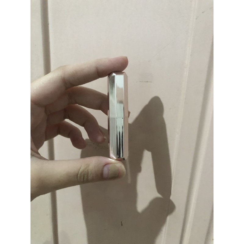 [NEW] Fenty Beauty Mattemoiselle Plush Matte Lipstik in Flamingo Acid 1g