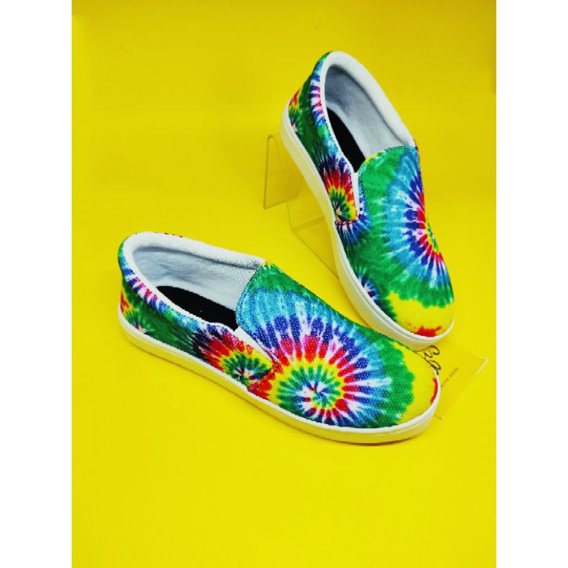 SEPATU WANITA SLIP ON TIE DYE VIRAL TRENDY 2020 MOTIF PELANGI UKURAN 36-40