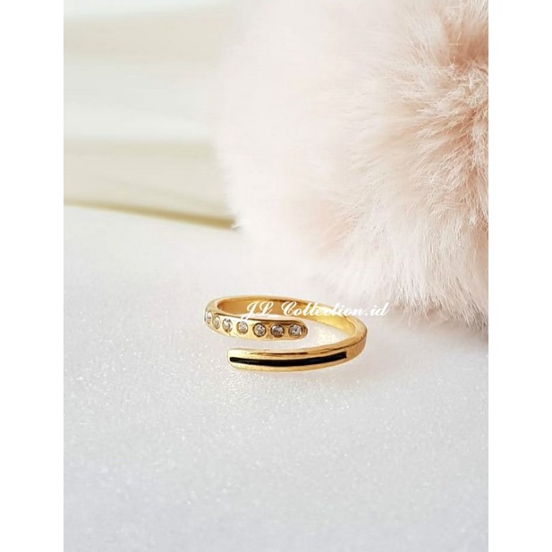 Cincin Impor Titanium emas list hitam cincin fashion titanium antikarat premium