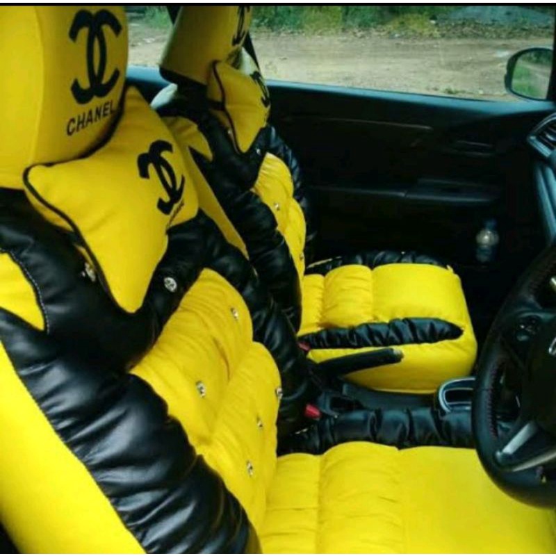 sarung jok mobil bungkus jok mobil cover jok mobil karakter mobil 2 baris brio satya agya ayla raize