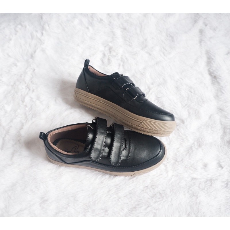 LADIES SNEAKERS - Sepatu wanita / Sneakers wanita