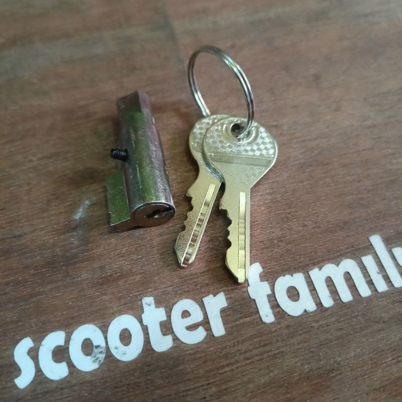 Kunci stang kunci leher vespa super sprint px ps