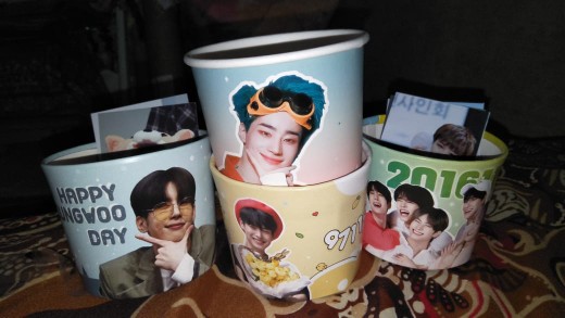 [candyxtuft] Sale Stock Papercup And Cupholder Victon