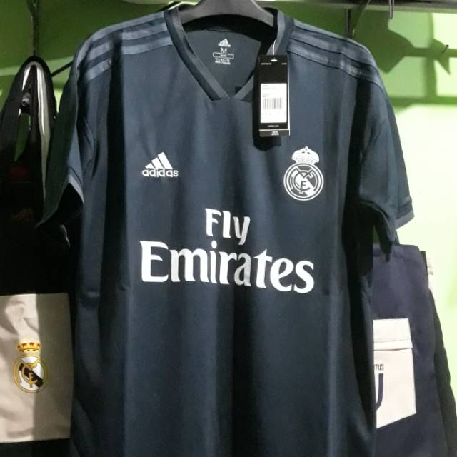 Jersey Reall Madrid 2018 away