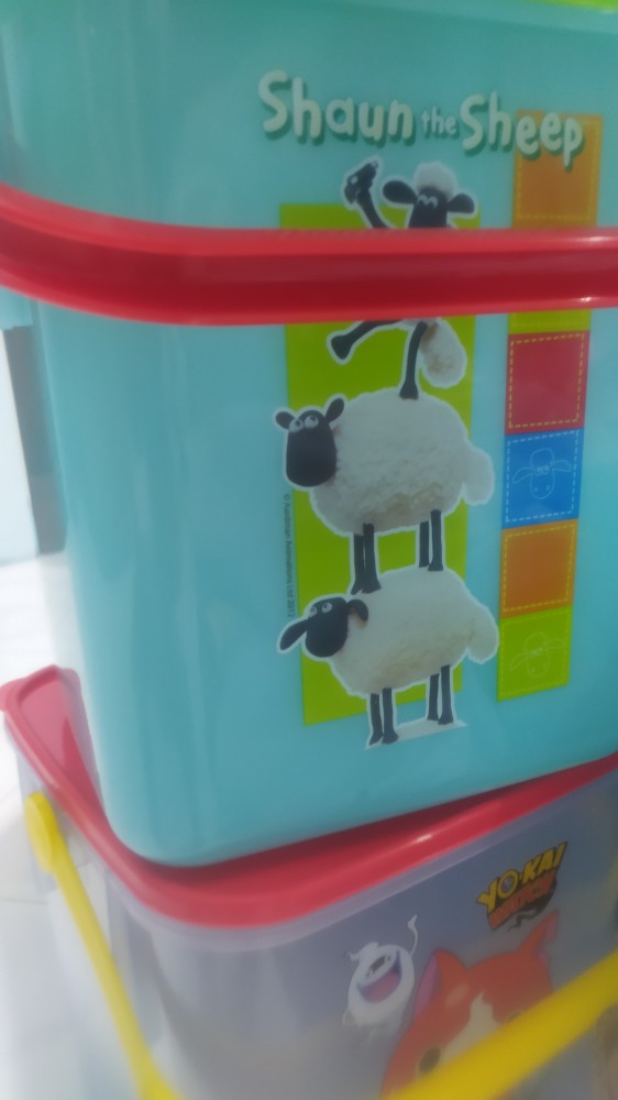 Onyx Kotak Penyimpanan / Vito Box Small Shaun The Sheep 5.2 L