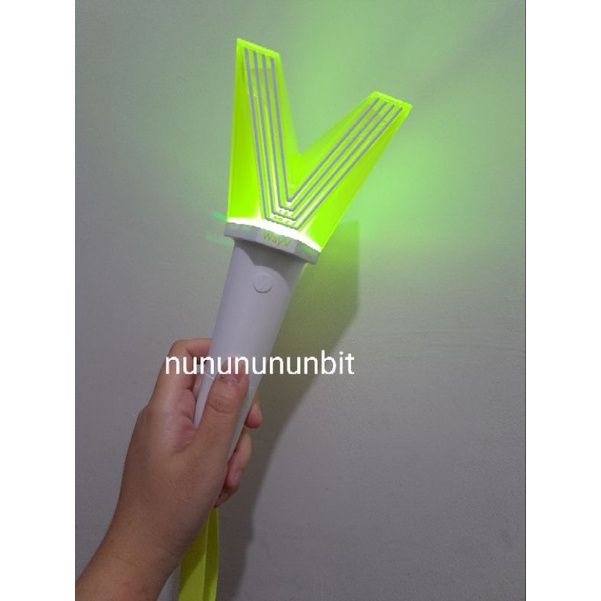 PRELOVED WAYV LIGHTSTICK