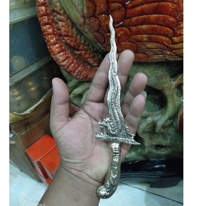 keris nogo rojo.bahan Kuningan