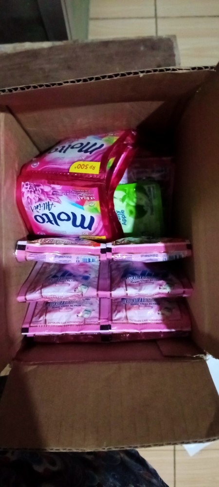 Molto Pewangi Renteng