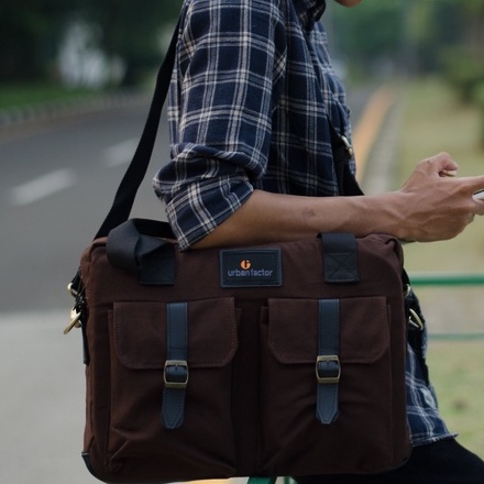 BUSY BROWN |ManNeedMe x URBAN| Tas Selempang Pria Tas Laptop Tas Jinjing ORIGINAL