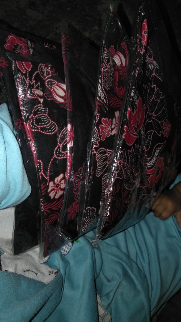 Batik Couple Keluarga Sania Ruffle Ori Ndoro Jowi Dnt Motif Sakura Merah Termurah Shopee