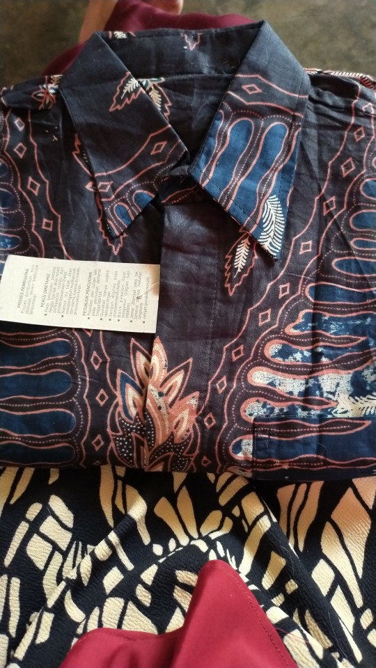 Kemeja Batik Spesial Navy / Batik Pria Lengan Panjang / Baju Batik Pria / Seragam Batik